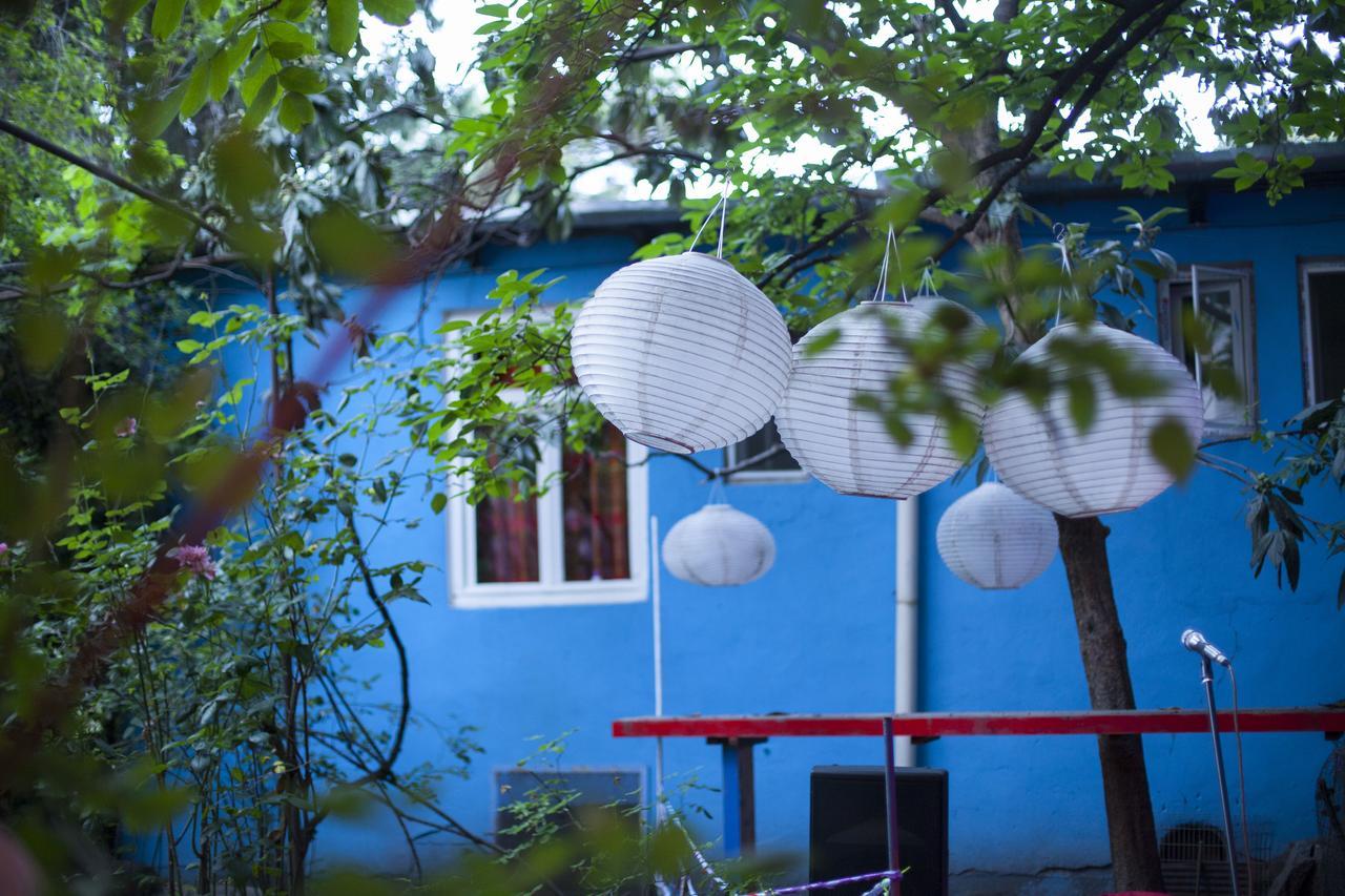 Zgarbi Hostel Тбилиси Экстерьер фото